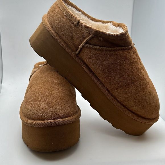 CUSHIONAIRE Women's Genuine Suede Cozy Mule Platform +Memory Foam 9 CHESTNUT - Picture 6 of 7
